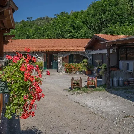 01234 - Agriturismo La Marpea, esperienza in mezzo alla natura e al cibo tipico Italiano-3